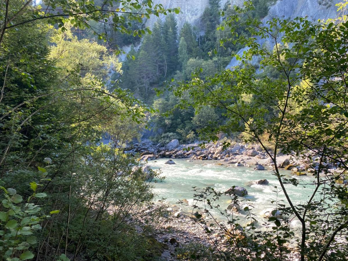 Dachwohnung In Der Mitte Von Laax-Dorf Luaran gambar